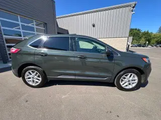 Ford Edge 2023 AWD SEL 4dr Crossover