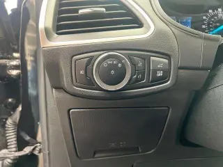 Ford Edge 2023 AWD SEL 4dr Crossover
