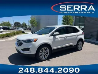 Ford Edge 2023 AWD Titanium 4dr Crossover