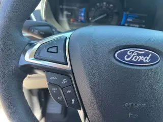 Ford Edge 2023 AWD Titanium 4dr Crossover