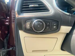 Ford Edge 2020 AWD Titanium 4p Crossover