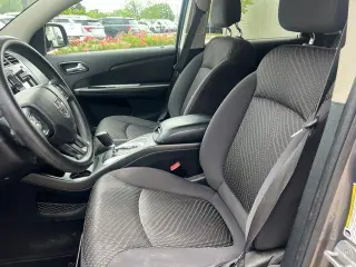 Dodge Journey 2012 SXT 4dr SUV