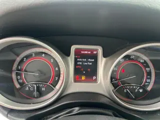 Dodge Journey 2012 SXT 4dr SUV