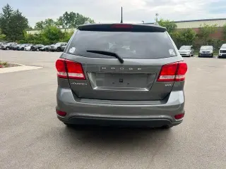 Dodge Journey 2012 SXT 4dr SUV