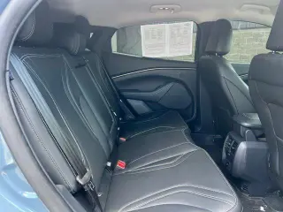 Ford Mustang Mach-E 2024 AWD Premium 4p SUV