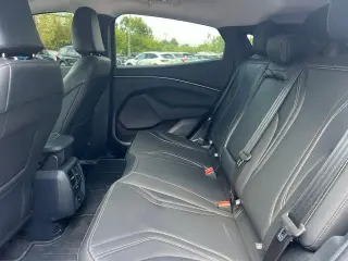 Ford Mustang Mach-E 2024 AWD Premium 4p SUV