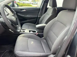 Chevrolet Cruze 2017 LT Auto 4p Hatchback