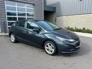 Chevrolet Cruze 2017 LT Auto 4p Hatchback