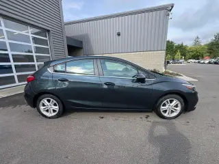 Chevrolet Cruze 2017 LT Auto 4p Hatchback