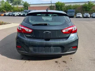Chevrolet Cruze 2017 LT Auto 4p Hatchback