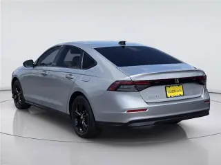 Honda Accord 2025 SE 4 puertas Sedan