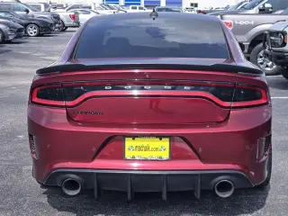 Dodge Charger 2021 R/T 4 puertas Sedan