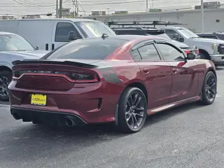 Dodge Charger 2021 R/T 4 puertas Sedan