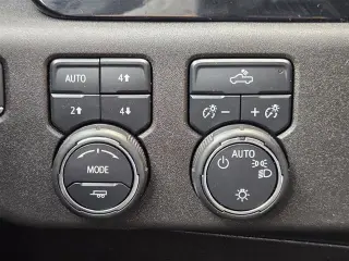 Chevrolet Silverado 1500 2024 4x4 LT 4p Cabana 5.8 ft. SB con 1LT