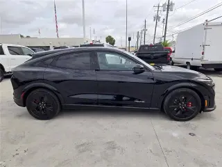 Ford Mustang Mach-E 2025 AWD GT 4p SUV