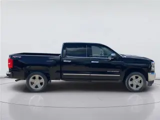 Chevrolet Silverado 1500 2017 4x4 LTZ Cabina de 4 puertas 5,8 pies SB