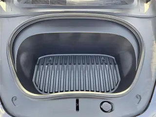 Tesla Model 3 2025 Long Range 4 puertas Fastback