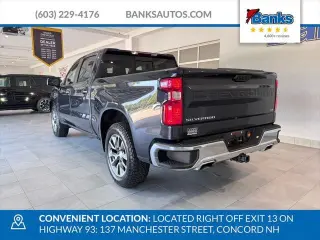Chevrolet Silverado 1500 2024 4x4 LT 4 puertas Cabina Crew 5.8 pies. SB con 1LT