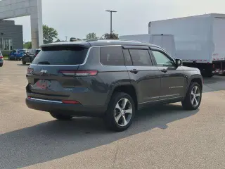 Jeep Grand Cherokee L 2023 4x4 Limited 4 puertas SUV