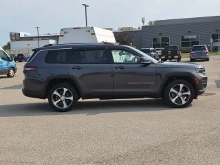 Jeep Grand Cherokee L 2023 4x4 Limited 4 puertas SUV