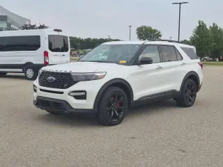 Ford Explorer 2023 AWD ST 4 puertas SUV