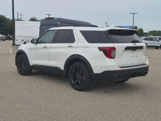 Ford Explorer 2023 AWD ST 4 puertas SUV