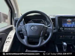 Nissan Frontier 2022 4x2 S 4 puertas Cabina Crew 5 pies. SB