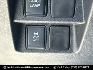 Nissan Frontier 2022 4x2 S 4 puertas Cabina Crew 5 pies. SB