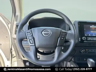 Nissan Frontier 2022 4x2 S 4 puertas Cabina Crew 5 pies. SB