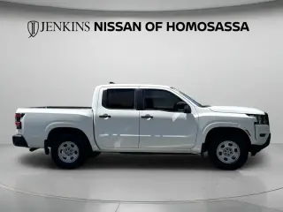 Nissan Frontier 2022 4x2 S 4 puertas Cabina Crew 5 pies. SB