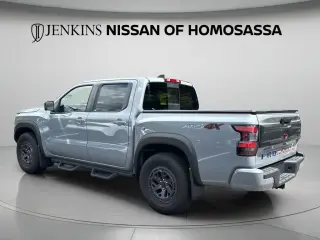 Nissan Frontier 2025 4x4 PRO-4X 4 puertas Cabina Crew 5 pies. SB