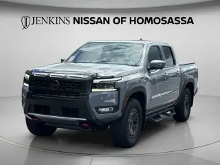 Nissan Frontier 2025 4x4 PRO-4X 4 puertas Cabina Crew 5 pies. SB