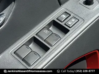 Nissan Frontier 2025 4x4 PRO-4X 4 puertas Cabina Crew 5 pies. SB
