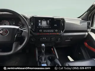 Nissan Frontier 2025 4x4 PRO-4X 4 puertas Cabina Crew 5 pies. SB