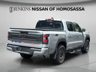 Nissan Frontier 2025 4x4 PRO-4X 4 puertas Cabina Crew 5 pies. SB