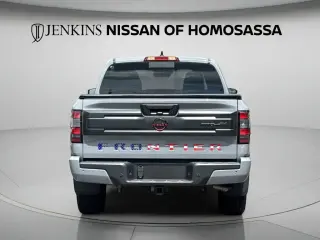 Nissan Frontier 2025 4x4 PRO-4X 4 puertas Cabina Crew 5 pies. SB