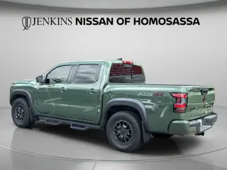 Nissan Frontier 2023 4x4 PRO-4X 4 puertas Cabina Crew 5 pies. SB