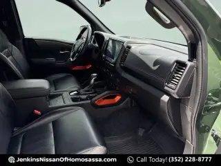 Nissan Frontier 2023 4x4 PRO-4X 4 puertas Cabina Crew 5 pies. SB