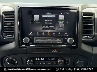 Nissan Frontier 2023 4x4 PRO-4X 4 puertas Cabina Crew 5 pies. SB