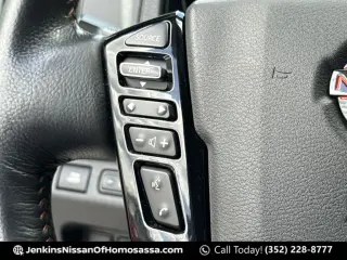 Nissan Frontier 2023 4x4 PRO-4X 4 puertas Cabina Crew 5 pies. SB