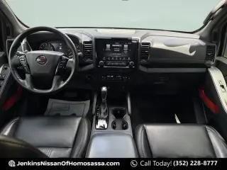 Nissan Frontier 2023 4x4 PRO-4X 4 puertas Cabina Crew 5 pies. SB