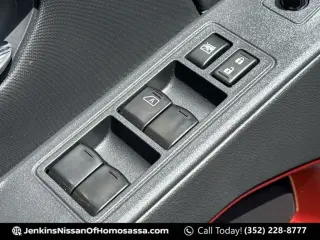 Nissan Frontier 2023 4x4 PRO-4X 4 puertas Cabina Crew 5 pies. SB