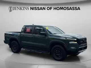 Nissan Frontier 2023 4x4 PRO-4X 4 puertas Cabina Crew 5 pies. SB