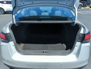 Nissan Versa 2023 SV 4dr Sedan