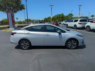 Nissan Versa 2023 SV 4dr Sedan