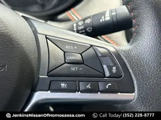 Nissan Versa 2024 SR 4dr Sedan