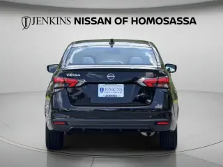 Nissan Versa 2024 SR 4dr Sedan