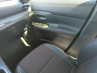 Nissan Kicks 2025 SR 4 puertas Crossover