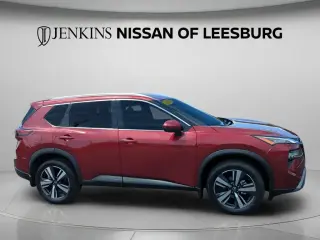 Nissan Rogue 2025 SL 4dr Crossover