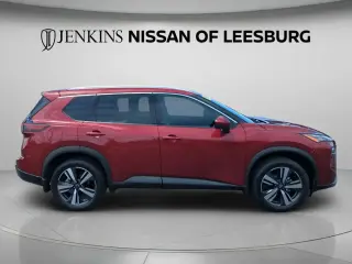 Nissan Rogue 2025 SL 4dr Crossover